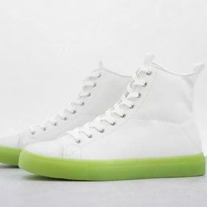 ASOS Designs Mens High Top Canvas Lace up Sneakers